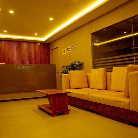 Jayalakshmi Residency Vaduvanchal Exterior foto