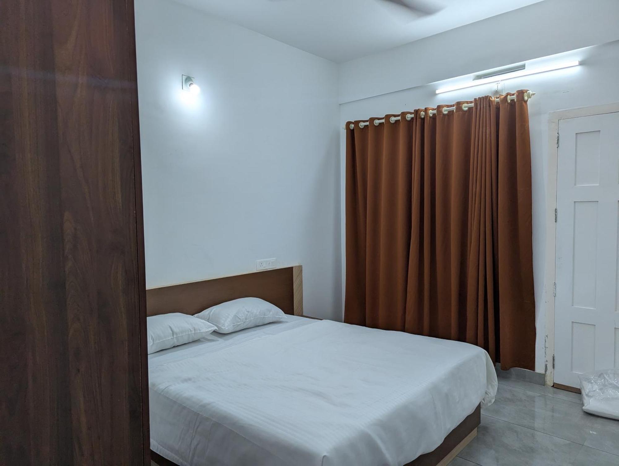 Jayalakshmi Residency Vaduvanchal Exterior foto