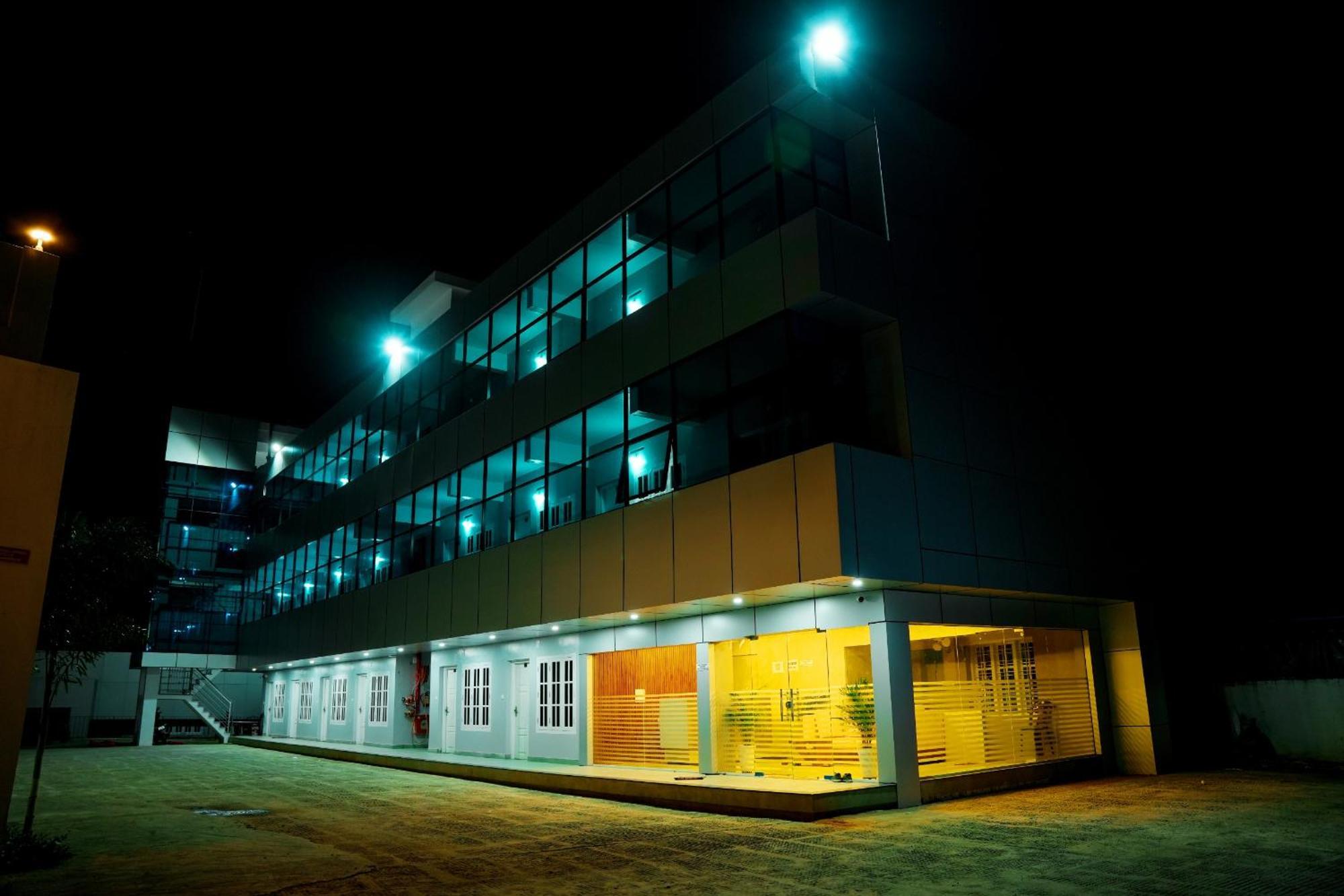 Jayalakshmi Residency Vaduvanchal Exterior foto