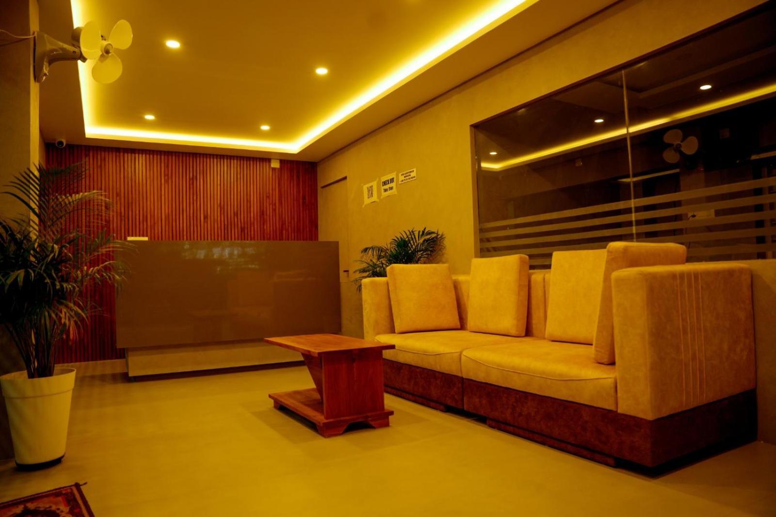 Jayalakshmi Residency Vaduvanchal Exterior foto